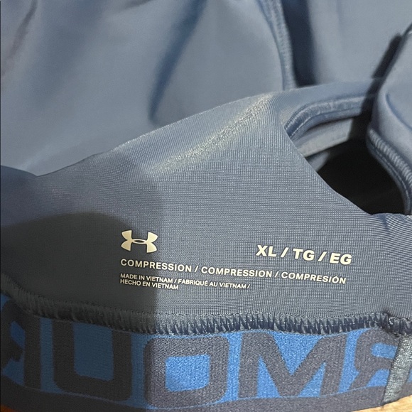 Under Armour Women's Graphic Blue Sports Bra - Picture 2 of 2
